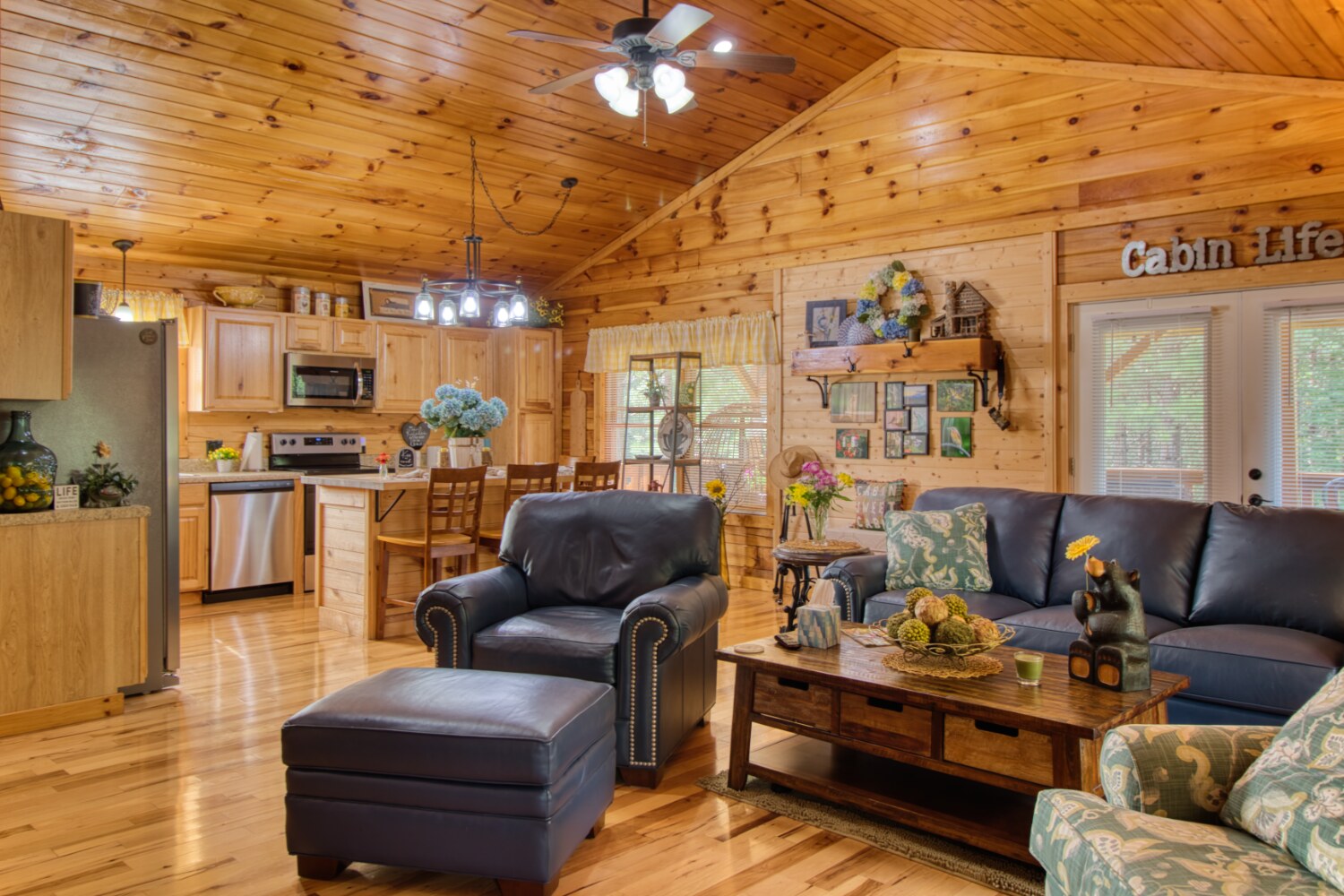 MLS #4410441 | 1.76 acres | Cabin in gated Hearthstone Ridge