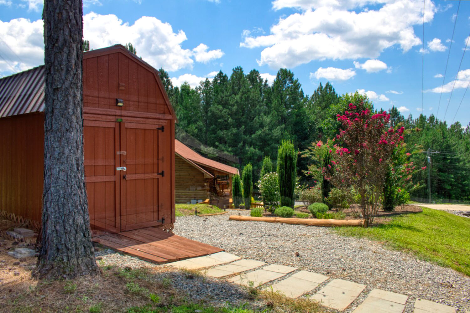 MLS #4410441 | 1.76 acres | Cabin in gated Hearthstone Ridge