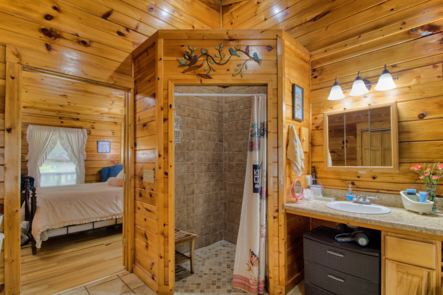MLS #4410441 | 1.76 acres | Cabin in gated Hearthstone Ridge
