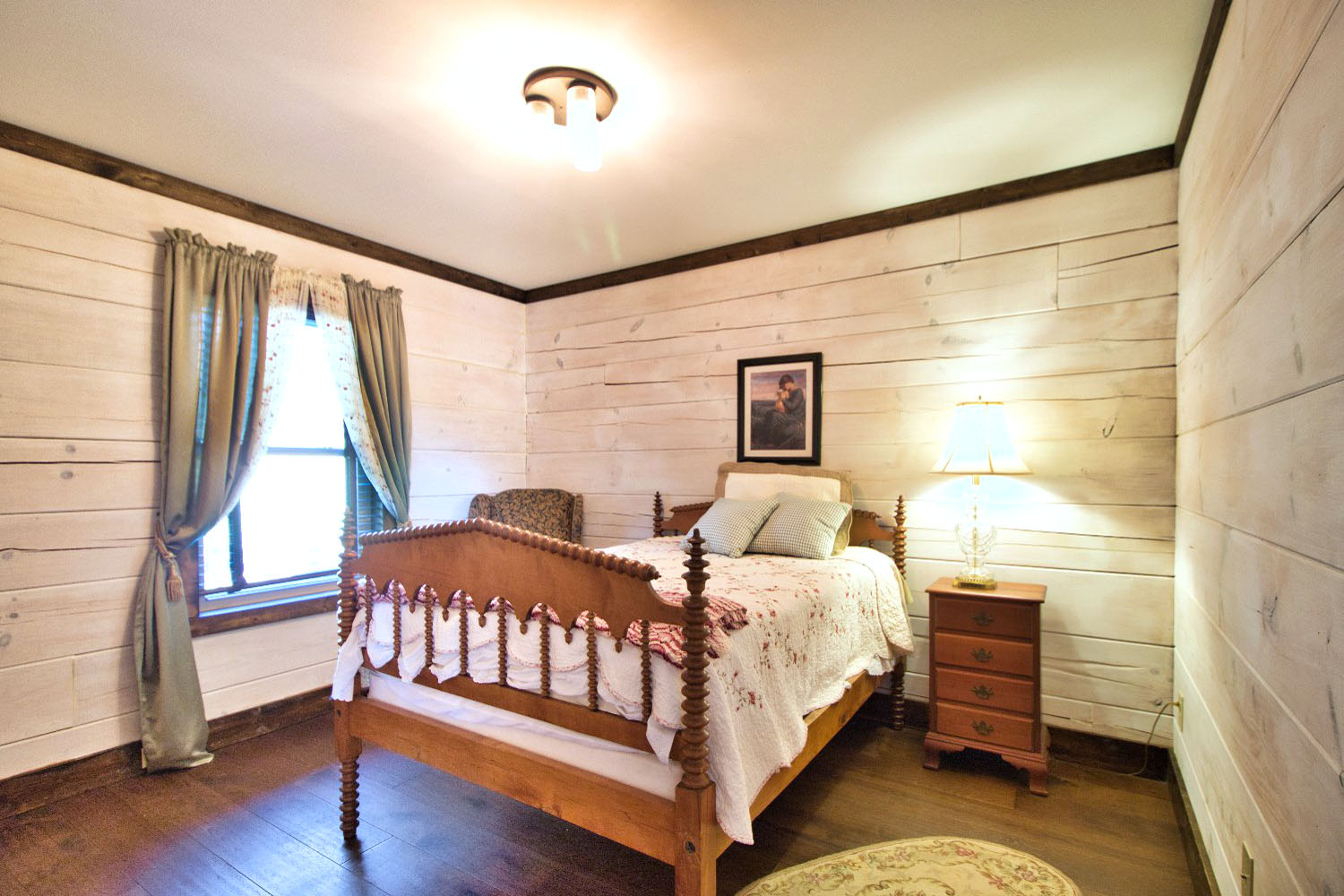 MLS # 4319903 | 2.55 acres | New log cabin w/barn in gated Hearthstone Ridge