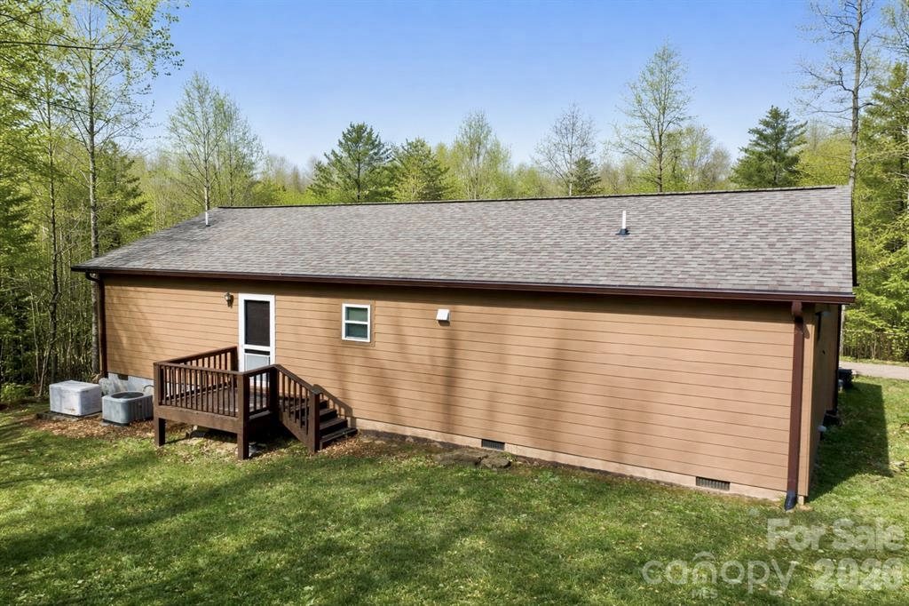 MLS #4333271 | 3.18 acres | Cabin in gated Hearthstone Ridge