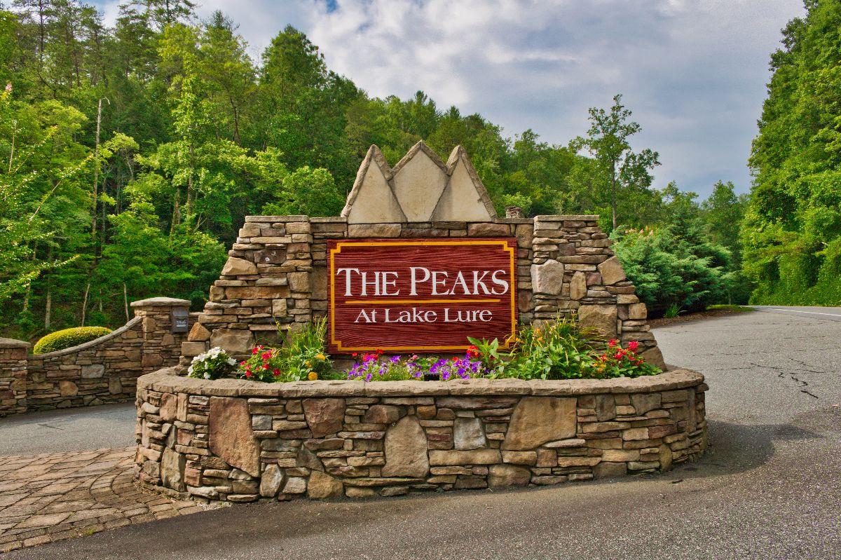 West entrance to The Peaks at Lake Lure